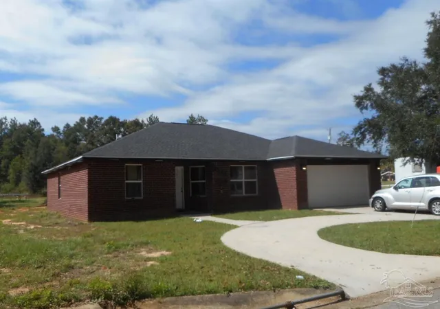 Photo 1 of Single family home for sale at 6760 Gulley Ln, Pensacola, FL 32505 | MLS# 687696 | Listing updated on 2026-08-19
