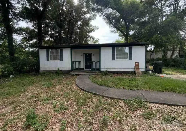 Photo 2 of Single family home for sale at 211 Citrus St, Pensacola, FL 32506 | MLS# 687132 | Listing updated on 2026-09-12
