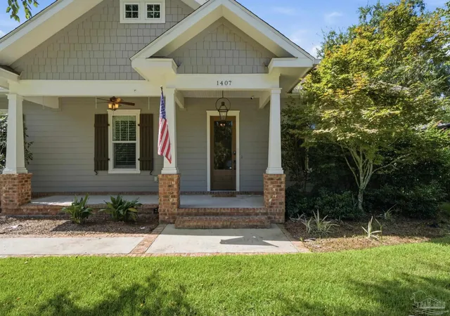 Photo 4 of Single family home for sale at 1407 E Hernandez St, Pensacola, FL 32503 | MLS# 686277 | Listing updated on 2026-09-29