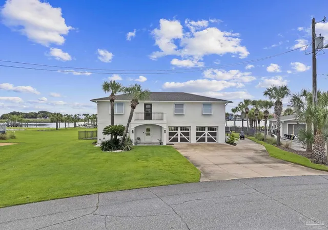 2nd image of 256 Sabine Dr, Pensacola Beach, FL 32561 | MLS# 687564