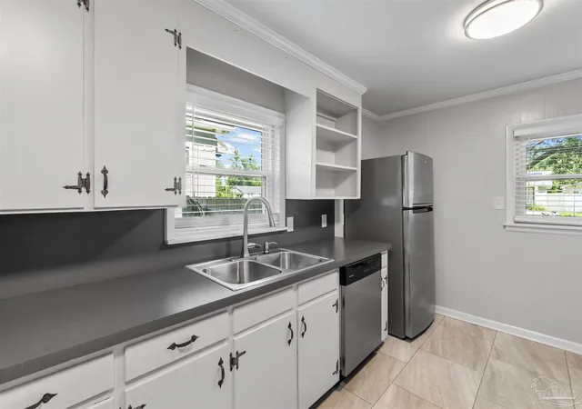 5th image of 3115 E Lloyd St, Pensacola, FL 32503 | MLS# 687491