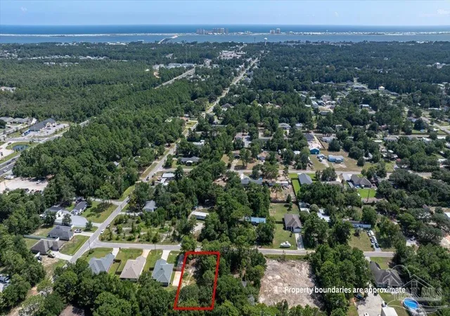 2nd image of 8410 Lucena St, Navarre, FL 32566 | MLS# 687490