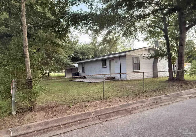 14th image of 5570 Osceola St, Milton, FL 32570 | MLS# 685983