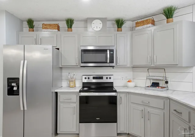 Photo 1 of Single family home for sale at 5140 Potomac Dr, Milton, FL 32571 | MLS# 687432 | Listing updated on 2026-09-01