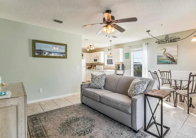 2nd image of 8436 Gulf Ave #624, Navarre, FL 32566 | MLS# 687351