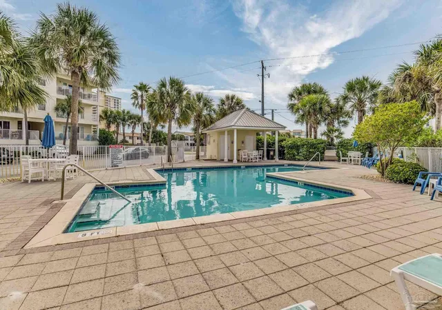 2nd image of 8436 Gulf Ave, Navarre, FL 32566