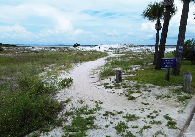 2nd image of 8436 Gulf Blvd, Navarre, FL 32566