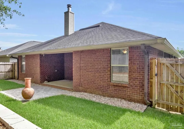 2nd image of 1442 Towhee Canyon Dr, Cantonment, FL 32533 | MLS# 687329