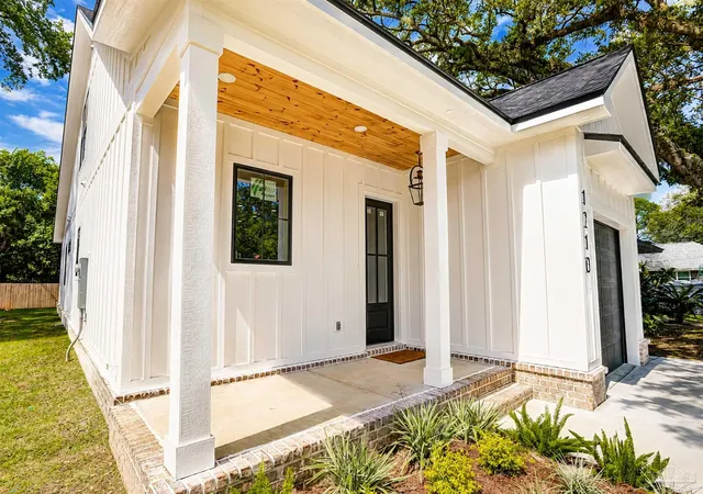 2nd image of 1210 E Maxwell St, Pensacola, FL 32503 | MLS# 687139