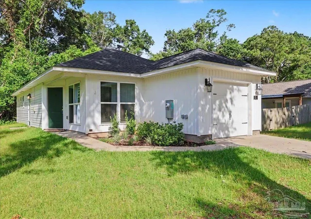 Photo 2 of Single family home for sale at 171 Calvert Oaks Dr, Pensacola, FL 32514 | MLS# 686255 | Listing updated on 2026-08-10