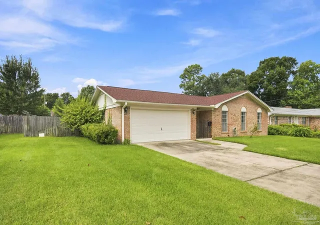 Photo 2 of Single family home for sale at 8221 Squire Rd, Pensacola, FL 32514 | MLS# 688261 | Listing updated on 2026-09-03