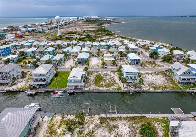 5th image of 1422 Homeport Dr, Navarre, FL 32566 | MLS# 687626