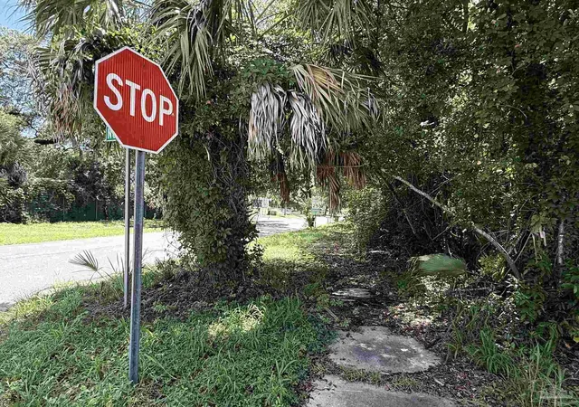 Land for sale at 1420 N H St, Pensacola, FL 32501 | MLS# 686247