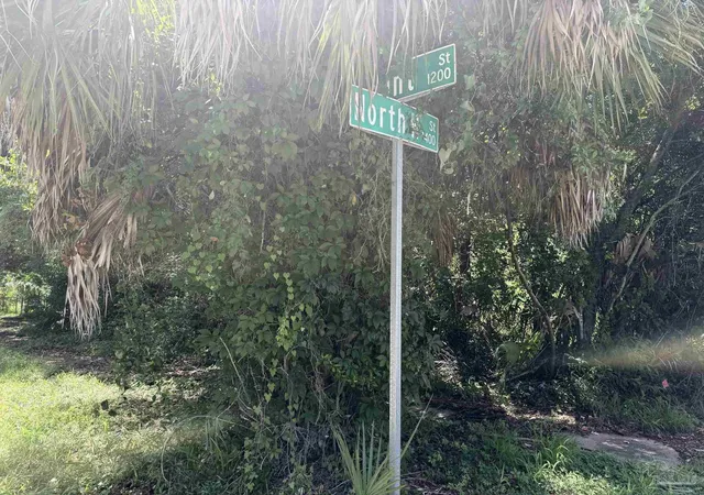Photo 1 of Land for sale at 1420 N H St, Pensacola, FL 32501 | MLS# 686247 | Listing updated on 2026-08-03