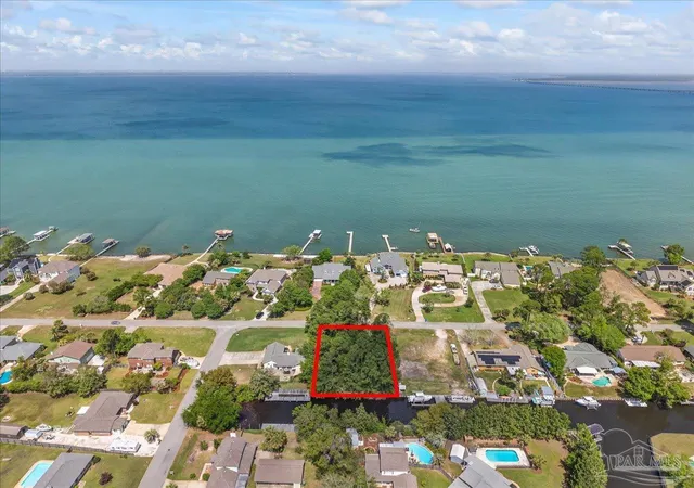 Photo 1 of Land for sale at 2943 Coral Strip Pkwy, Gulf Breeze, FL 32563 | MLS# 680482 | Listing updated on 2026-10-05