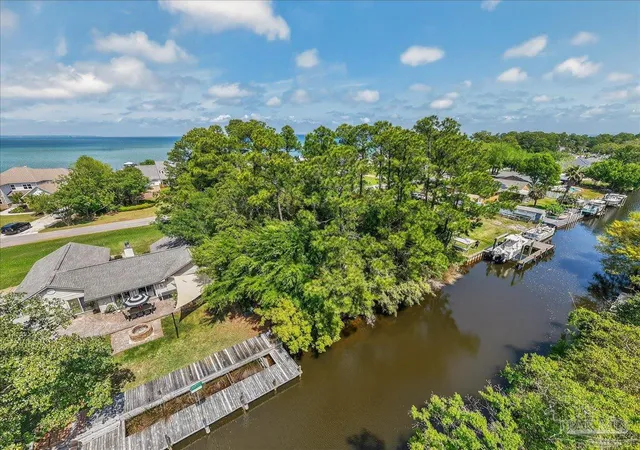 Photo 4 of Land for sale at 2943 Coral Strip Pkwy, Gulf Breeze, FL 32563 | MLS# 680482 | Listing updated on 2026-10-05
