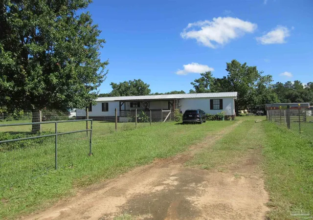 1st image of 9465 Hay Meadow Rd, Milton, FL 32583 | MLS# 686367