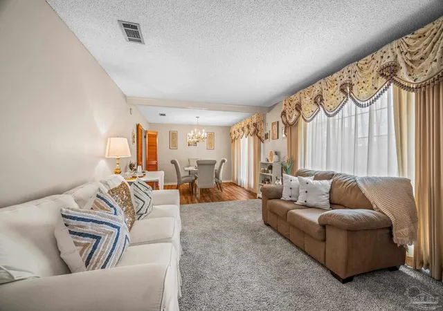 Photo 3 of Single family home for sale at 6740 Bunker Hl Cir, Pensacola, FL 32506 | MLS# 686035 | Listing updated on 2026-09-22