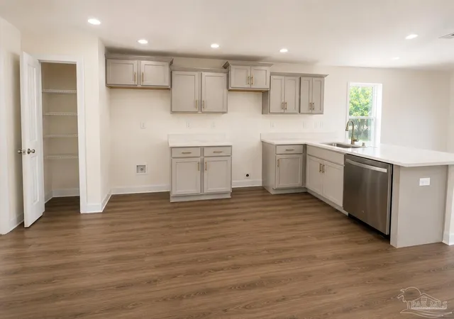 4th image of 1649 Atlanta Ave, Pensacola, FL 32507 | MLS# 687720