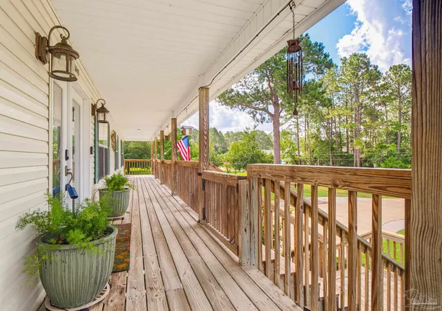 Photo 3 of Sale Pending at 8110 Virginia Ln, Milton, FL 32583 | MLS# 685599 | Listing updated on 2026-07-27