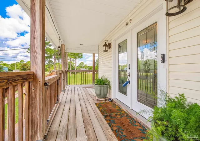 Photo 4 of Sale Pending at 8110 Virginia Ln, Milton, FL 32583 | MLS# 685599 | Listing updated on 2026-07-27