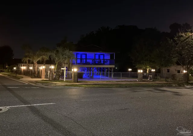 1st image of 320 E Mallory St, Pensacola, FL 32503 | MLS# 686750