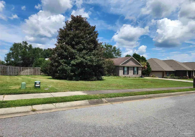 Photo 3 of Single family home for sale at 4425 Essex Terrace Cir, Pace, FL 32571 | MLS# 687927 | Listing updated on 2026-09-17
