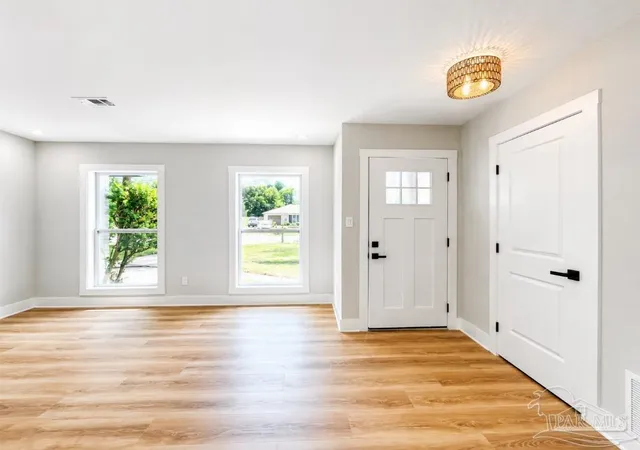2nd image of 5920 Leesway Blvd, Pensacola, FL 32504 | MLS# 687070