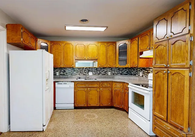Photo 1 of Single family home for sale at 6002 Walton St, Pensacola, FL 32503 | MLS# 685985 | Listing updated on 2026-07-18