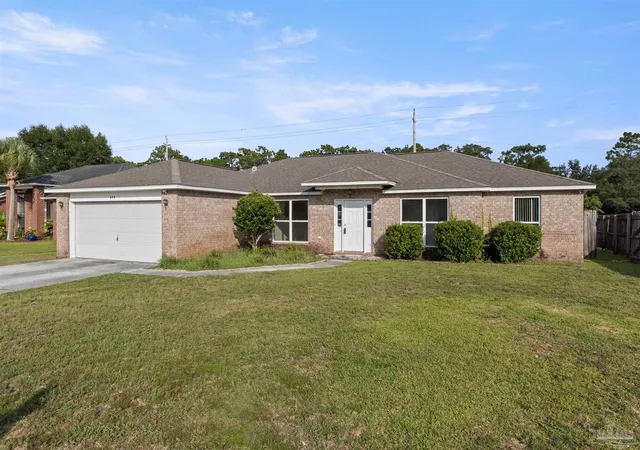 Photo 2 of Single family home for sale at 640 Buoy Dr, Pensacola, FL 32507 | MLS# 686949 | Listing updated on 2026-09-28