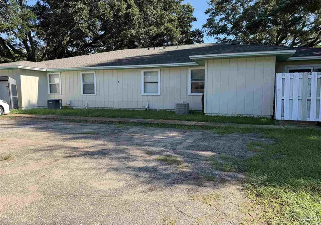 Photo 2 of Multi family home for sale at 130 E 9 Mile Rd #5, Pensacola, FL 32534 | MLS# 686976 | Listing updated on 2026-08-05