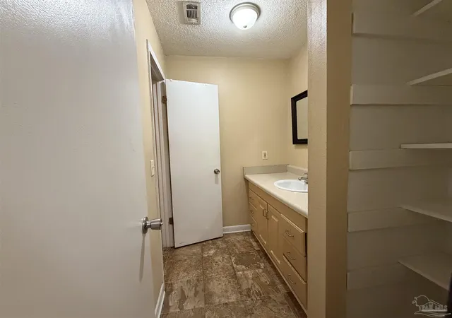 Listing Photo 4 - Condo for sale in building located at 130 E 9 Mile Rd, Pensacola, FL 32534 - Unit #5