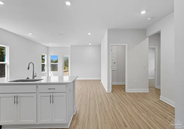 Photo 3 of Single family home for sale at 6175 Sweet Bay Tree Way, Gulf Breeze, FL 32563 | MLS# 686526 | Listing updated on 2026-07-27