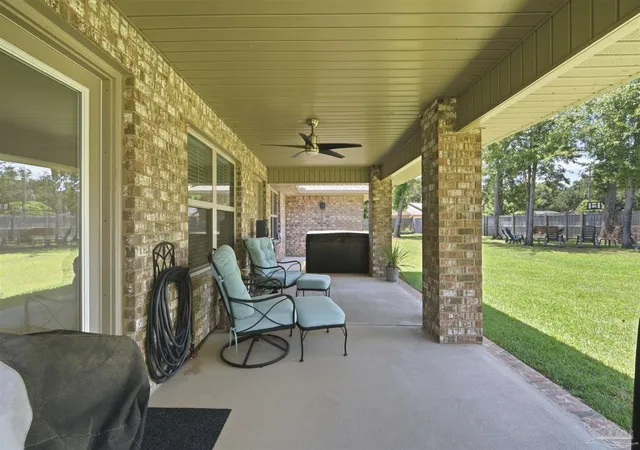 Photo 3 of Single family home for sale at 6009 Parsonage Cir, Milton, FL 32570 | MLS# 685999 | Listing updated on 2026-09-25