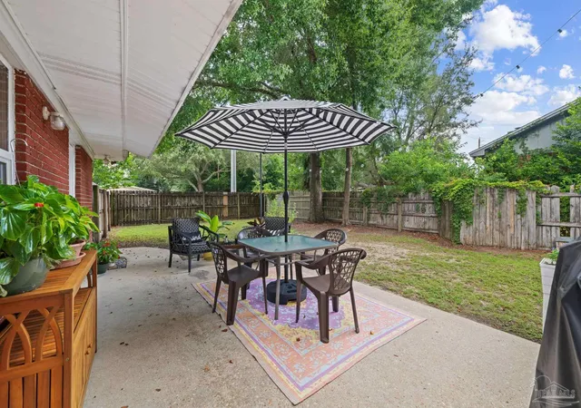 Photo 3 of Single family home for sale at 7220 Schwab Dr, Pensacola, FL 32504 | MLS# 687211 | Listing updated on 2026-08-08
