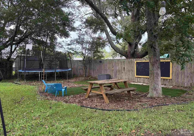 4th image of 208 Hibiscus Ave, Gulf Breeze, FL 32561 | MLS# 687090