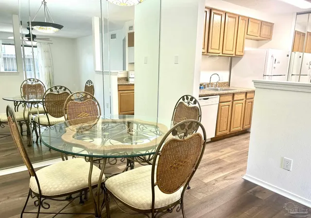 4th image of 2201 Scenic Hwy #N-4, Pensacola, FL 32503 | MLS# 687937