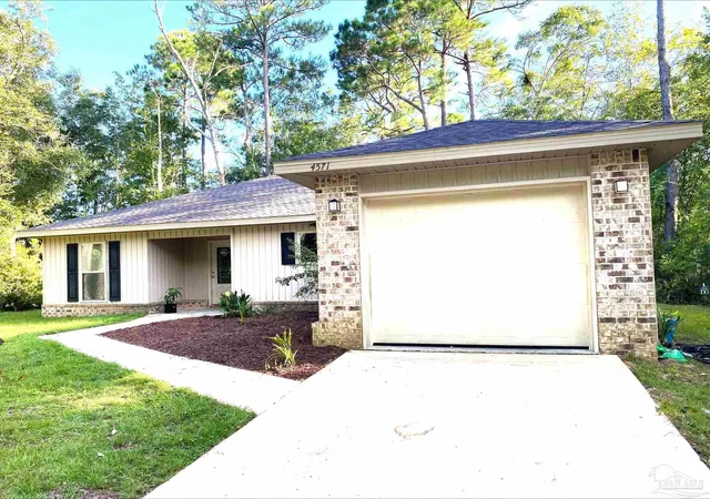 2nd image of 4571 Sunlight Cir, Milton, FL 32583 | MLS# 685750