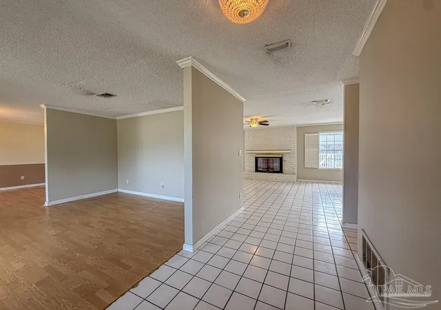 Single family home for sale at 6921 Kitty Hawk Dr, Pensacola, FL 32506 | MLS# 687275 | Listing updated on 2026-10-01