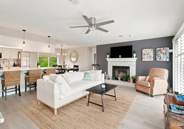 Photo 3 of Single family home for sale at 1038 Magnolia Ln, Gulf Breeze, FL 32563 | MLS# 686113 | Listing updated on 2026-09-15