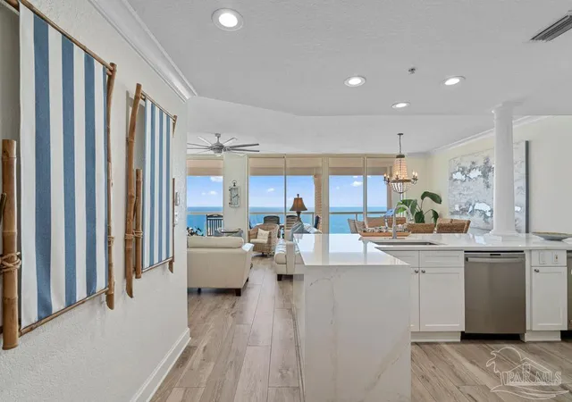 4th image of 18 Via Deluna Dr #1404, Gulf Breeze, FL 32561 | MLS# 687009