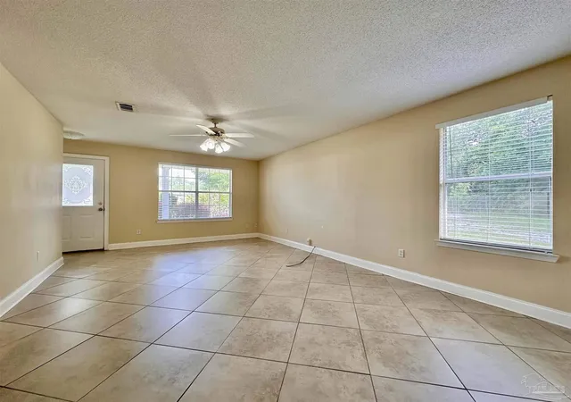Photo 4 of Single family home for sale at 1037 Antigua Cir, Pensacola, FL 32506 | MLS# 687583 | Listing updated on 2026-09-13