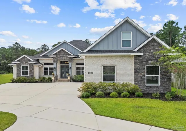 image of 5840 Huntington Creek Blvd, Pensacola, FL 32526 | MLS# 687774