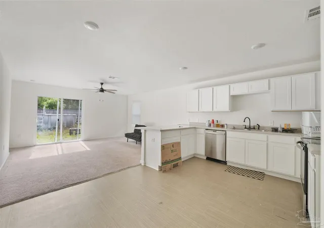 Photo 3 of Single family home for sale at 6517 June Bug Dr, Milton, FL 32583 | MLS# 681846 | Listing updated on 2026-08-11