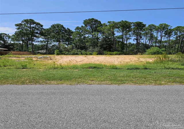 7th image of 6633 Angle Rd, Navarre, FL 32566 | MLS# 685124