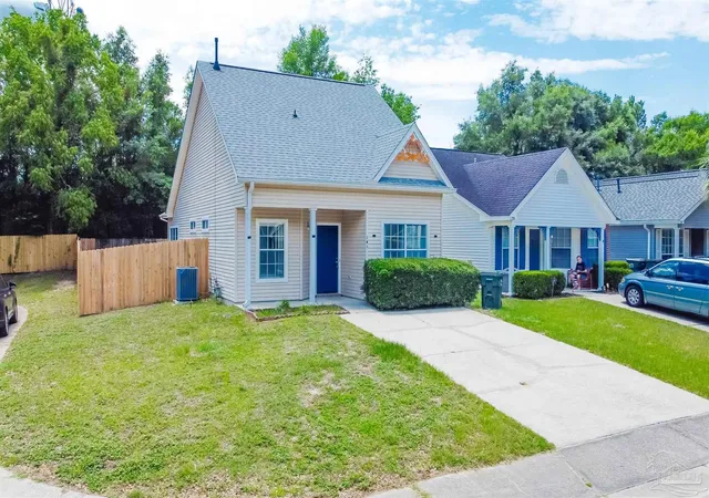Photo 3 of Single family home for sale at 141 Wildflower Ln, Pensacola, FL 32514 | MLS# 686263 | Listing updated on 2026-07-22