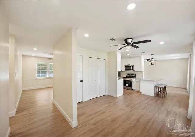 Photo 4 of Single family home for sale at 5431 Tomlinson Dr, Pensacola, FL 32526 | MLS# 687091 | Listing updated on 2026-08-17