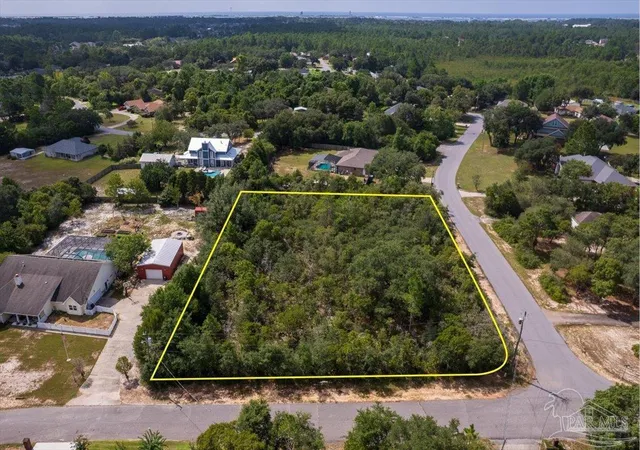 2nd image of 9425 Bone Bluff Dr, Navarre, FL 32566 | MLS# 687522