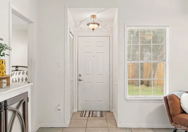 4th image of 6301 Langley Pl, Pensacola, FL 32504 | MLS# 687290