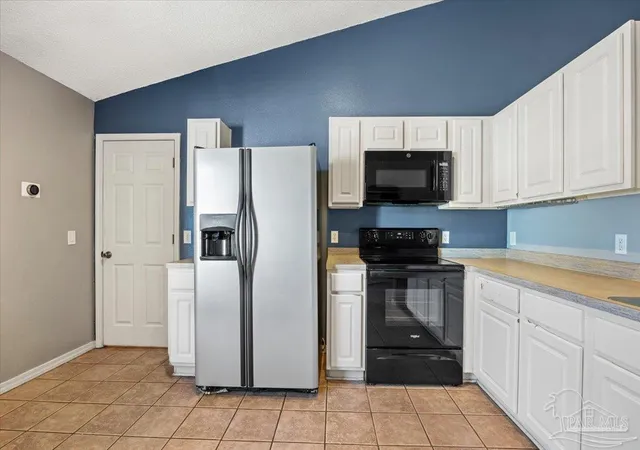 Photo 3 of Single family home for sale at 635 Saleta St, Pensacola, FL 32534 | MLS# 686964 | Listing updated on 2026-08-04